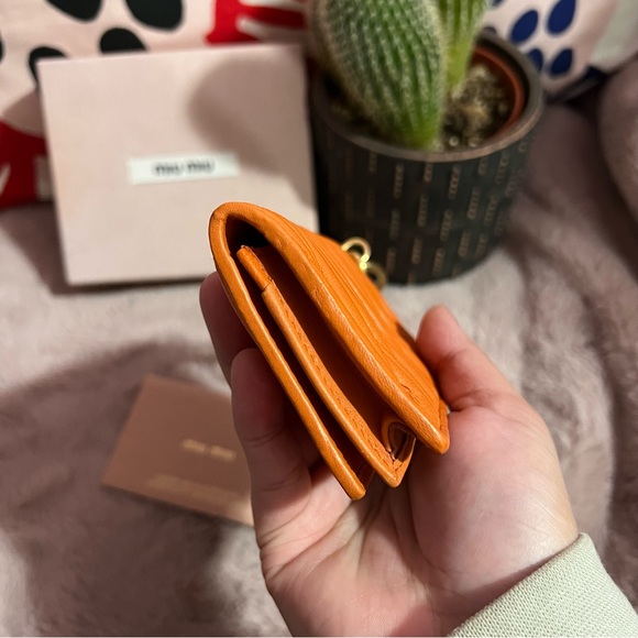 SOLD Miu Miu Matelasse Cardholder Papaya - Picture 9 of 11